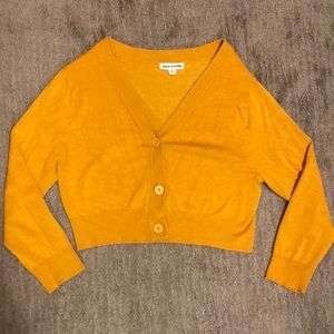Women’s Cropped Cardigan - Size Medium